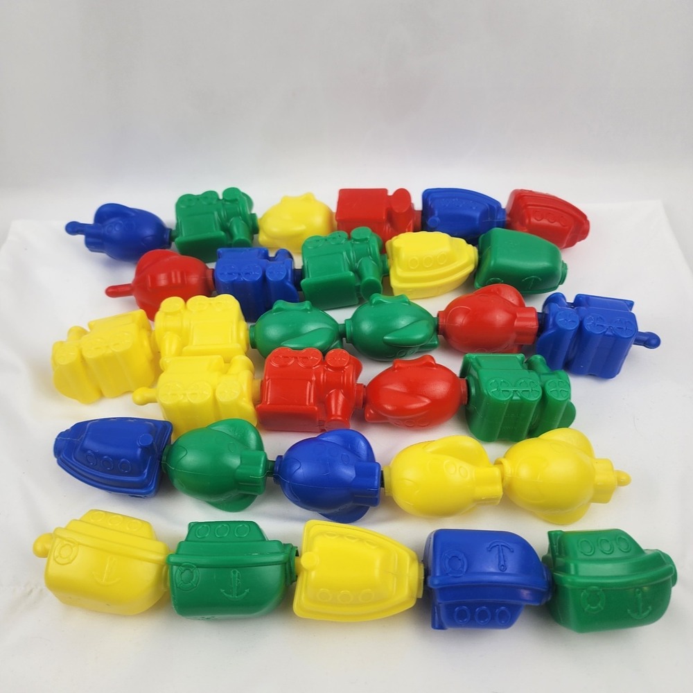 21 Vtg Blowmold Snap Lock Pop Beads Baby Toy Boat Train Submarine Taiwan